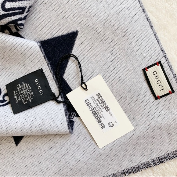 NWT Authentic Gucci Wool Bee Par Amour Long Scarf - Picture 7 of 7